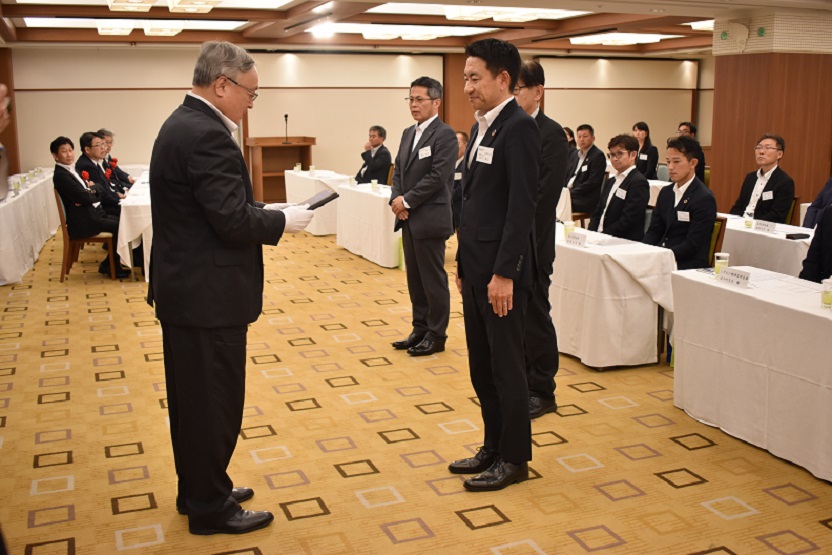 令和７年度感謝状贈呈式②